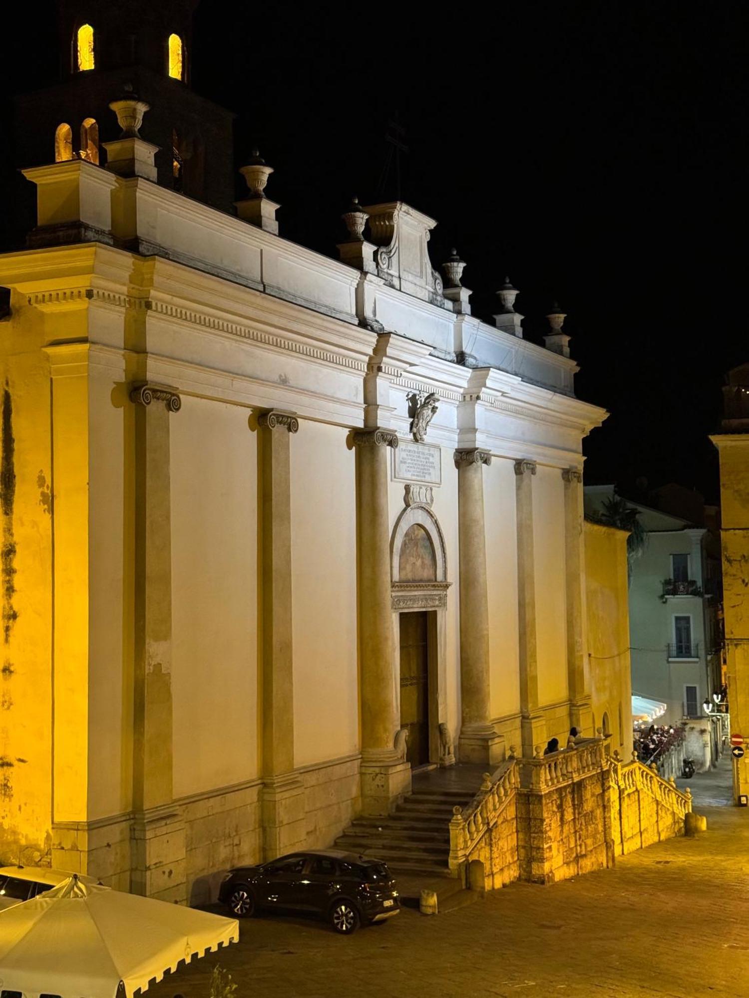 Residenza D'Artista Al Duomo1 Hotel Salerno Exterior photo